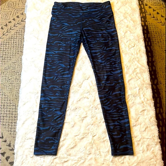 Fabletics Pants - Fabletics activewear leggings size medium blue camouflage design